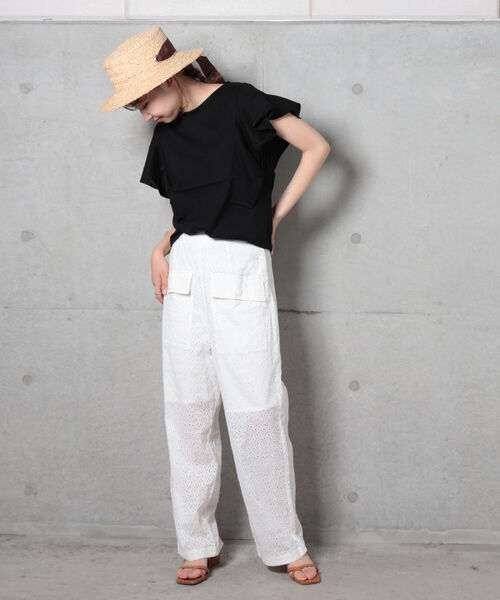 fredy repit（フレディレピ）の「【WEB限定】ラッフルフリル袖Tシャツ（Tシャツ/カットソー・レディース・ブラック/オフホワイト/マスタード・38）」の22枚目の写真