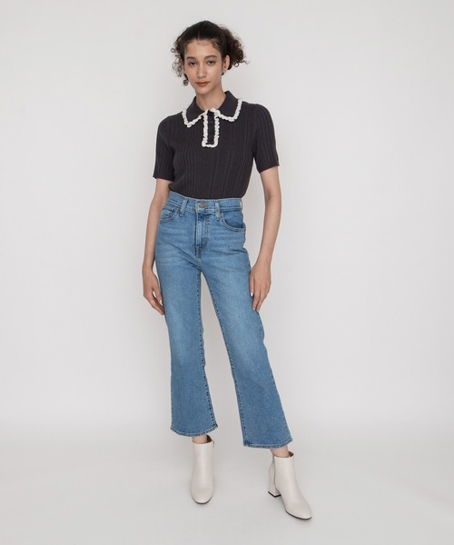 Levi's（リーバイス）の「HIGH WAISTED CROP フレア NIP AT THE BUD（デニムパンツ・レディース・ライトインディゴブルー・28inch/24inch/23inch/27inch/26inch/30inch/25inch）」の17枚目の写真