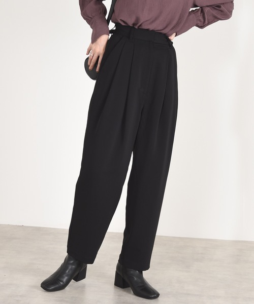 w closet（ダブルクローゼット）の「ダブルタックワイドスラックス（スラックス・レディース・ブラック/アイボリー/ブルー・マルチサイズ）」の3枚目の写真