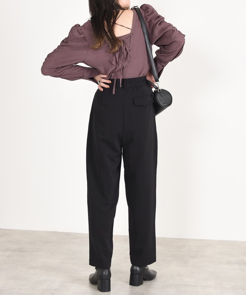 w closet（ダブルクローゼット）の「ダブルタックワイドスラックス（スラックス・レディース・ブラック/アイボリー/ブルー・マルチサイズ）」の21枚目の写真