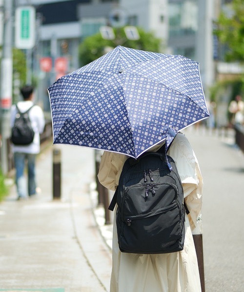Daily russet（デイリー ラシット）の「晴雨兼用 / モノグラム折り畳み傘（折りたたみ傘・レディース・ネイビー/グレー・FREE）」の17枚目の写真