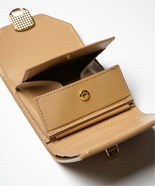 VENCEEXCHANGE（ヴァンスエクスチェンジ）の「【WEB限定】ひねり金具三つ折り財布（財布・レディース・ブラック/ブラウン/ベージュ/オフホワイト・FREE）」の17枚目の写真