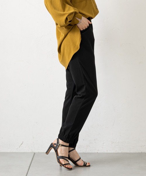 prose verse（プロズヴェール）の「裾シャーリングジョーゼットパンツ（カーゴパンツ・レディース・ブラック/モカ・MEDIUM/LARGE）」の14枚目の写真