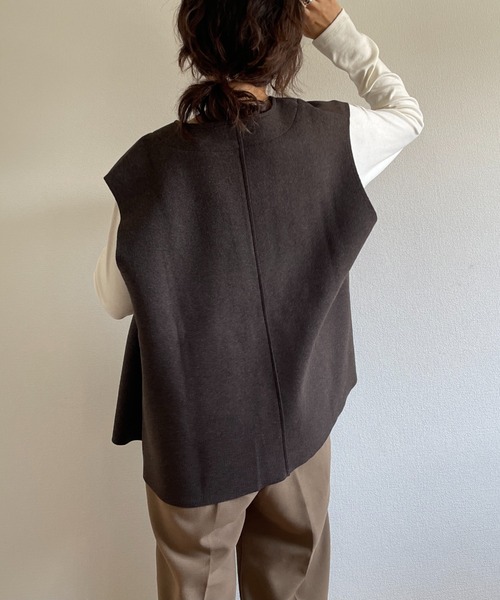 wee9s(ウィークス)の「wool blend box vest / ウールブレンドボックスシルエットポケット付きベスト(ベスト・レディース・ベージュ/ブラウン・FREE)」の11枚目の写真
