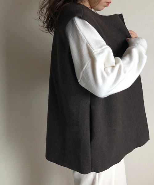 wee9s(ウィークス)の「wool blend box vest / ウールブレンドボックスシルエットポケット付きベスト(ベスト・レディース・ベージュ/ブラウン・FREE)」の17枚目の写真