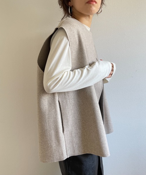 wee9s(ウィークス)の「wool blend box vest / ウールブレンドボックスシルエットポケット付きベスト(ベスト・レディース・ベージュ/ブラウン・FREE)」の20枚目の写真