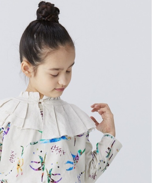 A BOND（アボンド）の「アシンメトリーつけ衿（kids/XS～LL）（付け襟・キッズ・チャコール/ベージュ・S/L/M/XS/LL）」の4枚目の写真