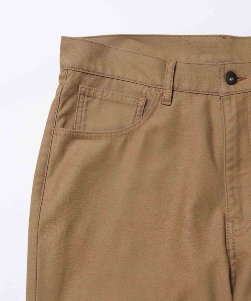 ADAM ET ROPE'（アダムエロペ）の「バックサテン セミフレアパンツ（チノパンツ・メンズ・イエロー系その他3/カーキ・L/M）」の6枚目の写真