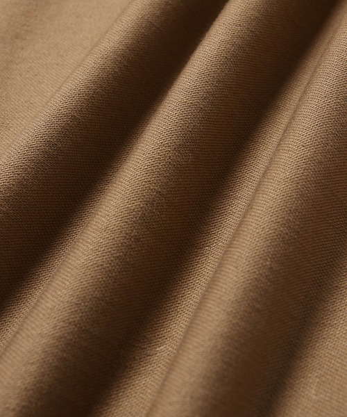 ADAM ET ROPE'（アダムエロペ）の「バックサテン セミフレアパンツ（チノパンツ・メンズ・イエロー系その他3/カーキ・L/M）」の10枚目の写真