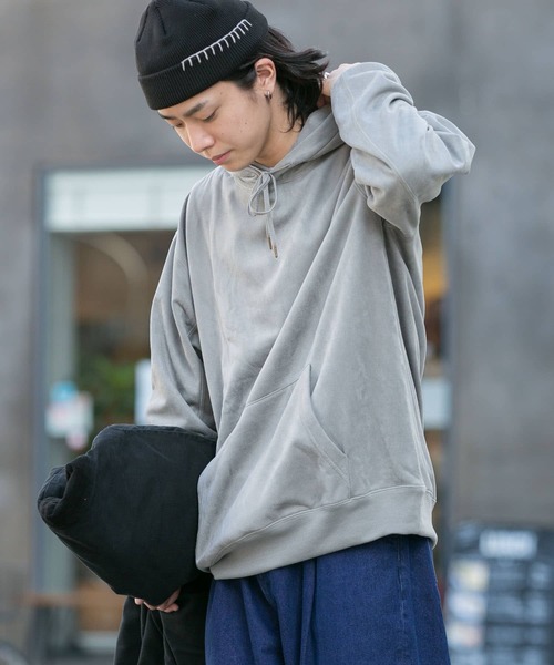 SENSE OF PLACE by URBAN RESEARCH（センスオブプレイスバイアーバンリサーチ）の「エコスエードカラースウェットパーカ（パーカー・メンズ・ベージュ/ライトカーキ/チャコールグレー/ブルー/ライトベージュ/ブラウン/イエロー/ミント・LARGE/MEDIUM/X-LARGE）」の6枚目の写真