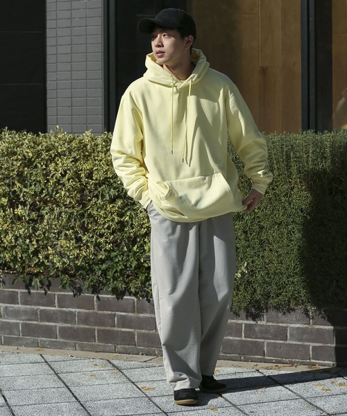 SENSE OF PLACE by URBAN RESEARCH（センスオブプレイスバイアーバンリサーチ）の「エコスエードカラースウェットパーカ（パーカー・メンズ・ベージュ/ライトカーキ/チャコールグレー/ブルー/ライトベージュ/ブラウン/イエロー/ミント・LARGE/MEDIUM/X-LARGE）」の9枚目の写真