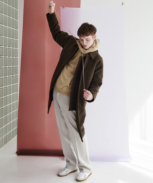 SENSE OF PLACE by URBAN RESEARCH（センスオブプレイスバイアーバンリサーチ）の「エコスエードカラースウェットパーカ（パーカー・メンズ・ベージュ/ライトカーキ/チャコールグレー/ブルー/ライトベージュ/ブラウン/イエロー/ミント・LARGE/MEDIUM/X-LARGE）」の18枚目の写真