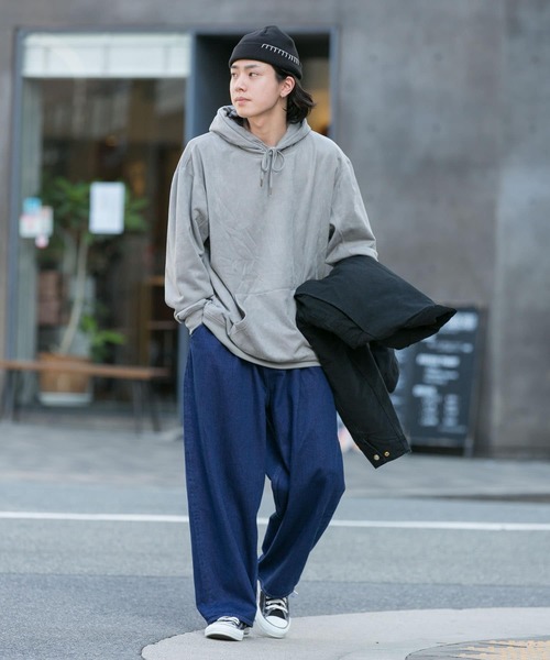 SENSE OF PLACE by URBAN RESEARCH（センスオブプレイスバイアーバンリサーチ）の「エコスエードカラースウェットパーカ（パーカー・メンズ・ベージュ/ライトカーキ/チャコールグレー/ブルー/ライトベージュ/ブラウン/イエロー/ミント・LARGE/MEDIUM/X-LARGE）」の20枚目の写真