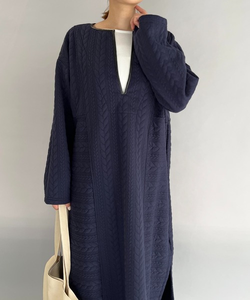 PICCIN（ピッチン）の「ケーブルキルトカフタンワンピース（ワンピース・レディース・ネイビー/オフホワイト・M/L）」の2枚目の写真