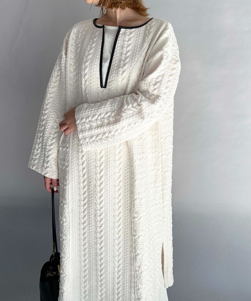 PICCIN（ピッチン）の「ケーブルキルトカフタンワンピース（ワンピース・レディース・ネイビー/オフホワイト・M/L）」の12枚目の写真