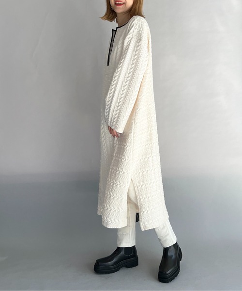 PICCIN（ピッチン）の「ケーブルキルトカフタンワンピース（ワンピース・レディース・ネイビー/オフホワイト・M/L）」の10枚目の写真