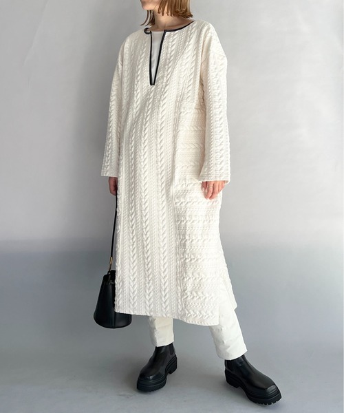PICCIN（ピッチン）の「ケーブルキルトカフタンワンピース（ワンピース・レディース・ネイビー/オフホワイト・M/L）」の5枚目の写真
