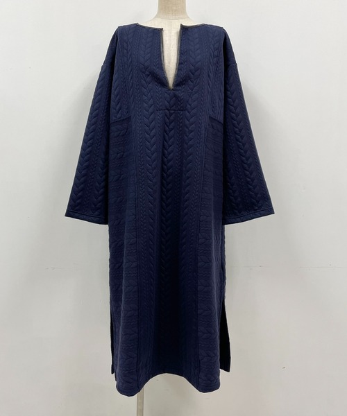 PICCIN（ピッチン）の「ケーブルキルトカフタンワンピース（ワンピース・レディース・ネイビー/オフホワイト・M/L）」の19枚目の写真