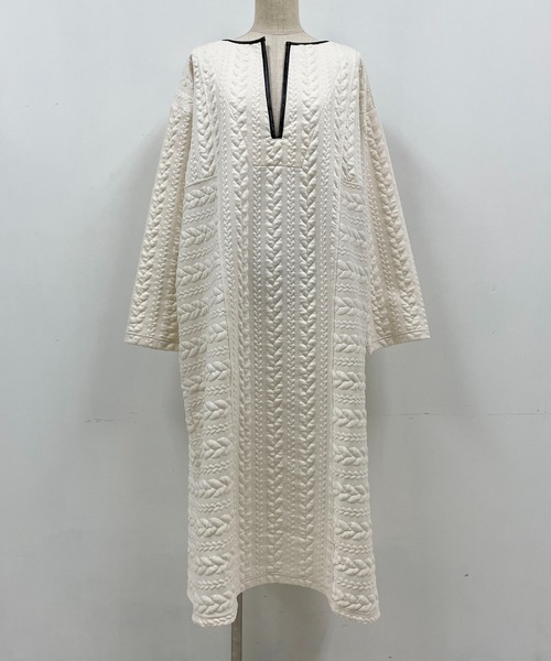 PICCIN（ピッチン）の「ケーブルキルトカフタンワンピース（ワンピース・レディース・ネイビー/オフホワイト・M/L）」の13枚目の写真