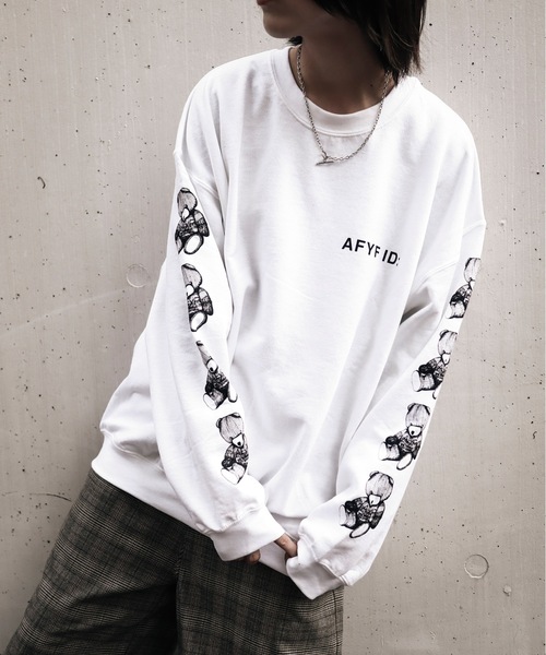 rovtski（ロフトスキー）の「AFYF GILDAN BODYDARK BEAR CREW SWEAT/ビッグシルエット ギルダンボディ ダークベアー クルーネックスウェット/トレーナー（スウェット・メンズ・ブラック系その他5/パープル系その他/ブラック系その他3/ブラック系その他2/ブラック系その他/マルーン/ブルー系その他/グリーン系その他/ホワイト系その他/ホワイト系その他2/ブラック系その他6/ホワイト系その他3/ブラック系その他7/ホワイト系その他4・FREE）」の2枚目の写真