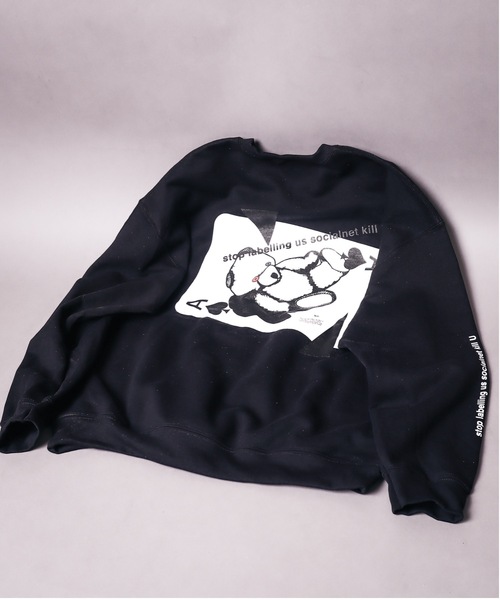 rovtski（ロフトスキー）の「AFYF GILDAN BODYDARK BEAR CREW SWEAT/ビッグシルエット ギルダンボディ ダークベアー クルーネックスウェット/トレーナー（スウェット・メンズ・ブラック系その他5/パープル系その他/ブラック系その他3/ブラック系その他2/ブラック系その他/マルーン/ブルー系その他/グリーン系その他/ホワイト系その他/ホワイト系その他2/ブラック系その他6/ホワイト系その他3/ブラック系その他7/ホワイト系その他4・FREE）」の8枚目の写真