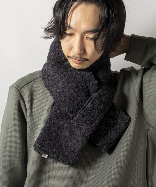 COLD BREAKER(コールドブレーカー)の「【COLDBREAKER/コールドブレーカー】Tubular Scarf 差し込みマフラー(マフラー・メンズ・ベージュ/チャコールグレー/ダークブラウン・FREE)」の6枚目の写真