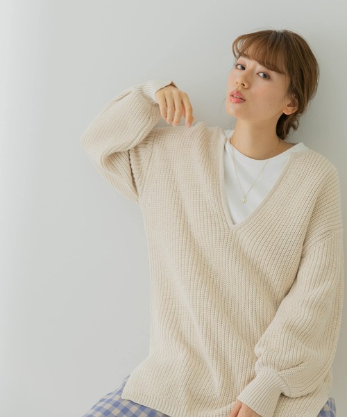 URBAN RESEARCH Sonny Label（アーバンリサーチサニーレーベル）の「深Vネックチュニックニットプルオーバー（ニット/セーター・レディース・ライトピンク/ブラック/アイボリー・FREE）」の9枚目の写真