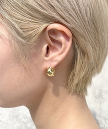 Blanche（ブランシュ）の「Blanche ブランシュ ボリュームデザインフープピアス Cheri(シェリ) GOLD（ピアス（両耳用））」