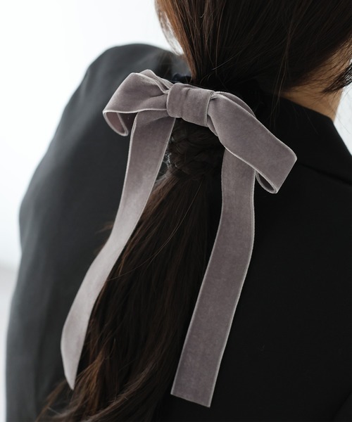 BLUEEAST（ブルーイースト）の「ロングベロアリボンシュシュ（シュシュ・レディース・ブラウン/カーキ/ブラック/ピンク/ネイビー/グレー・FREE）」の14枚目の写真
