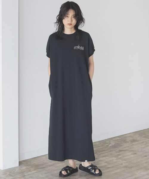 B:MING by BEAMS(ビーミングバイビームス)の「Manhattan Portage × B:MING by BEAMS / 別注 プリント ワンピース 22SS(ワンピース・レディース・ライトグレー/ブラック/ダークブラウン・SMALL/MEDIUM)」の13枚目の写真