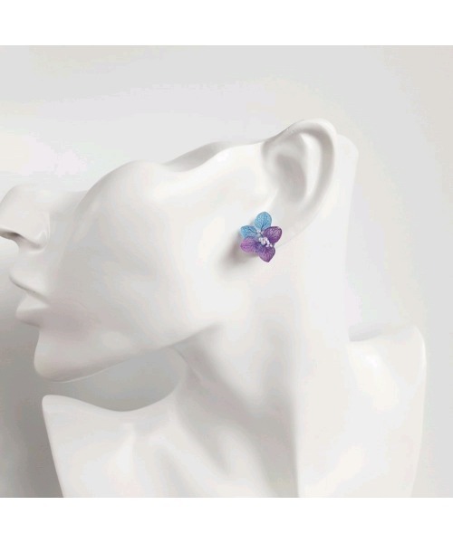 tone(トーン)の「【Tresor】ラベンダーとブルーの紫陽花 ピアス(MA)(ピアス(両耳用)・レディース・ラベンダー・FREE)」の4枚目の写真