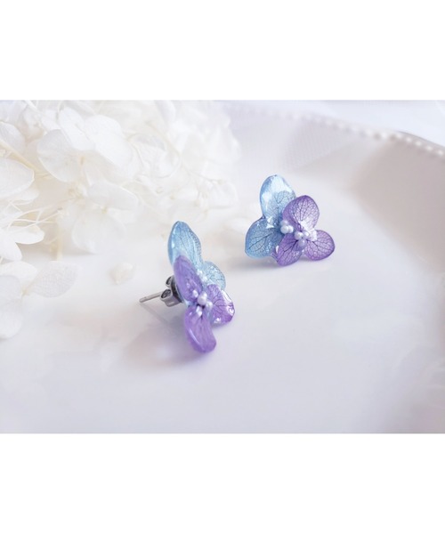 Tresor】ラベンダーとブルーの紫陽花 ピアス(MA)（ピアス（両耳
