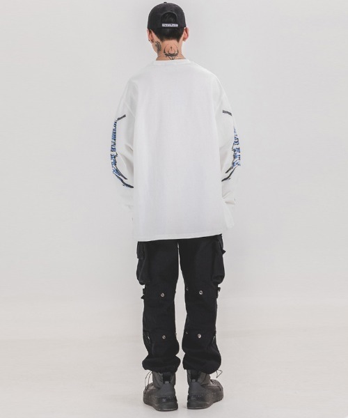 Ressaca(レサーカ)の「オーバーサイズ アメカジ ロックバンドプリントロンT(Tシャツ/カットソー・メンズ・ホワイト/ブラック/グレー・M/L/XL/XXL)」の9枚目の写真