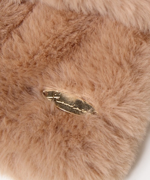 14+（イチヨンプラス）の「ファーティペット（マフラー・レディース・ブラック/オフホワイト/モカ・FREE）」の9枚目の写真