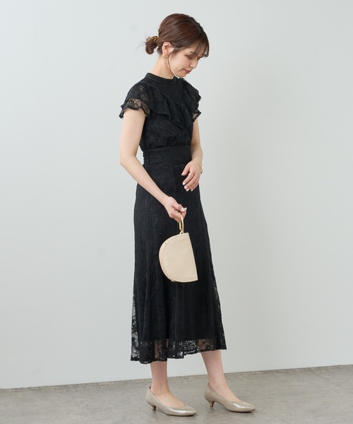 natural couture（ナチュラルクチュール）の「【セットアップ着用可・WEB限定】大人レディ感溢れる　カラーレースハギスカート（スカート・レディース・ブラック/オフホワイト/ブルー・FREE）」の17枚目の写真