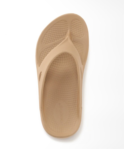 OOFOS（ウーフォス）の「《追加2》【OOFOS/ウーフォス】ORIGINAL：サンダル（サンダル・レディース・ブラック/ベージュ/グレー系その他/ナチュラル/パープル系その他3・23cm/24cm/25cm/22cm）」の20枚目の写真