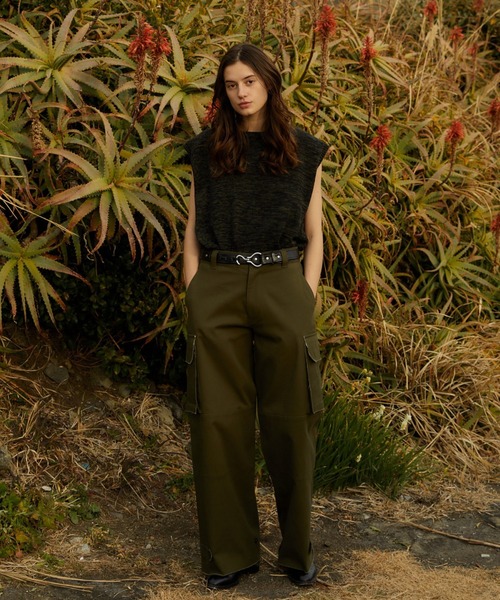 soerte(ソエルテ)の「Sleeveless knit vest / スリーブレスニットベスト(ベスト・メンズ・ブラウン/カーキ・1/2/3)」の19枚目の写真