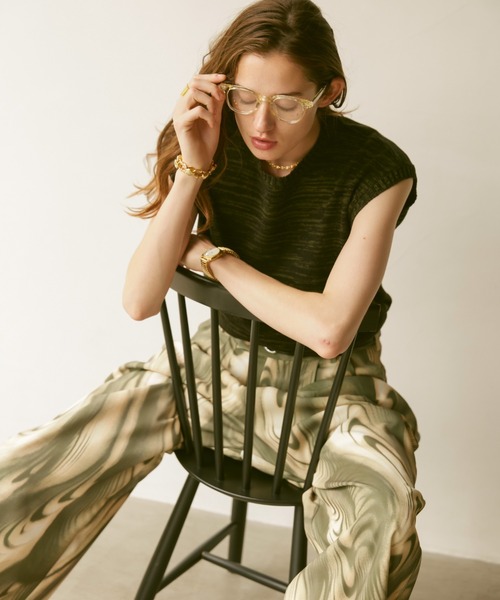 soerte(ソエルテ)の「Sleeveless knit vest / スリーブレスニットベスト(ベスト・メンズ・ブラウン/カーキ・1/2/3)」の5枚目の写真