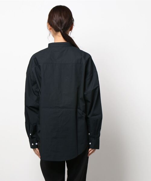 ARCHIVER（アーカイバ）の「【Ir】ブロードルーズフィットバンドカラーシャツ（シャツ/ブラウス・レディース・ホワイト/ブラック/サックスブルー/グリーン/グレイッシュベージュ/イエロー系その他/ホワイト系その他/パープル系その他/ブルー系その他・MEDIUM/X-LARGE/LARGE）」の11枚目の写真