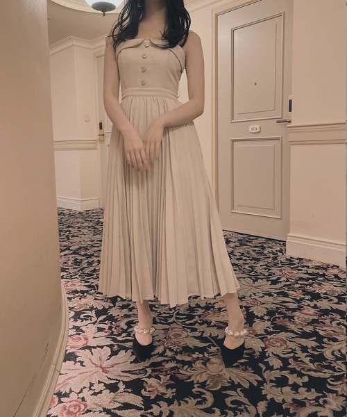 ANDGEEBEE（アンジービー）の「プリーツキャミワンピ（ワンピース・レディース・ブルー/アイボリー・MEDIUM）」の6枚目の写真