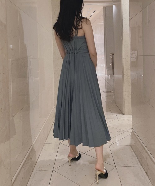 ANDGEEBEE（アンジービー）の「プリーツキャミワンピ（ワンピース・レディース・ブルー/アイボリー・MEDIUM）」の16枚目の写真