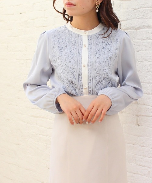 ASTORIA ODIER（アストリアオディール）の「前身レース配色ブラウス（シャツ/ブラウス・レディース・ベージュ/ネイビー/ホワイト/サックスブルー/モカ/ピンクベージュ/ブラック・MEDIUM）」の7枚目の写真