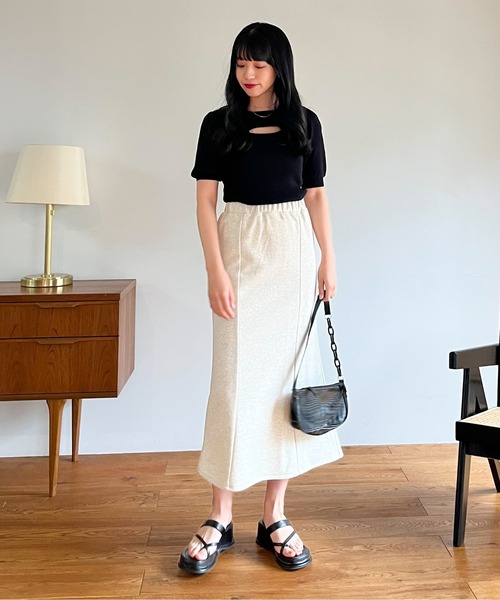 EPIMI E'PIMMY(エピミエピミー)の「2wayレイヤードライク肌見せリブニット(ニット/セーター・レディース・ブラック/オレンジ/アイボリー/ホワイト×ブラック・MEDIUM)」の9枚目の写真