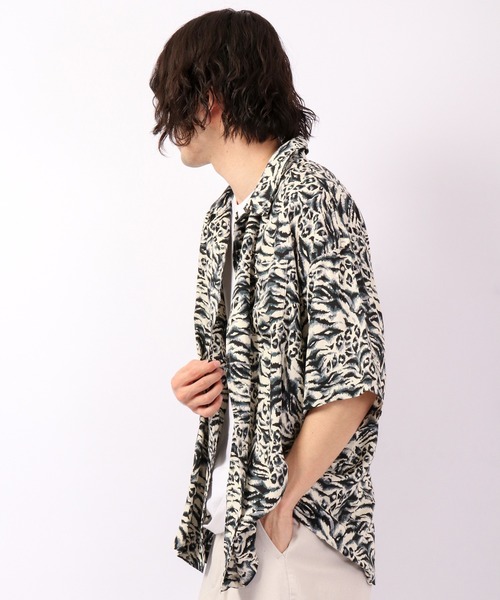 A.T,C in the attic homme(エーティーシーインジアティックオム)の「とろみ アニマル柄 オープンカラーオーバーシャツ(シャツ/ブラウス・メンズ・その他/その他1・M/L)」の4枚目の写真