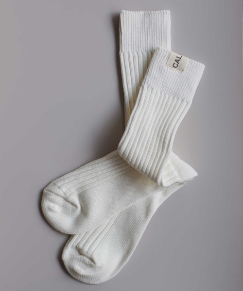 ammy.（エイミードット）の「【 ammy. / エイミードット 】 タグ ロゴ ネオンカラー ＆ ベーシックカラー ソックス（ソックス/靴下・レディース・レッド/カーキ/ブラック/ライム/オレンジ/ホワイト/ネイビー・FREE）」の2枚目の写真