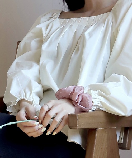 UNE MANSION（ユヌマンション）の「シフォンシャイニーシュシュ（シュシュ・レディース・ホワイト/スカイブルー/ブラック/ベージュ/ピンク・ONE SIZE）」の16枚目の写真