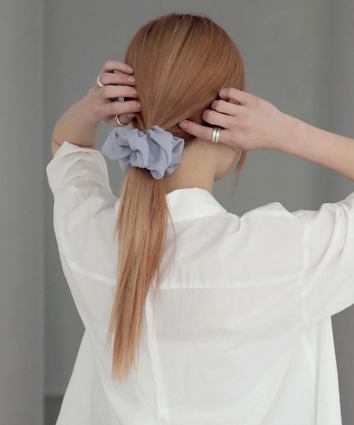 UNE MANSION（ユヌマンション）の「シフォンシャイニーシュシュ（シュシュ・レディース・ホワイト/スカイブルー/ブラック/ベージュ/ピンク・ONE SIZE）」の17枚目の写真