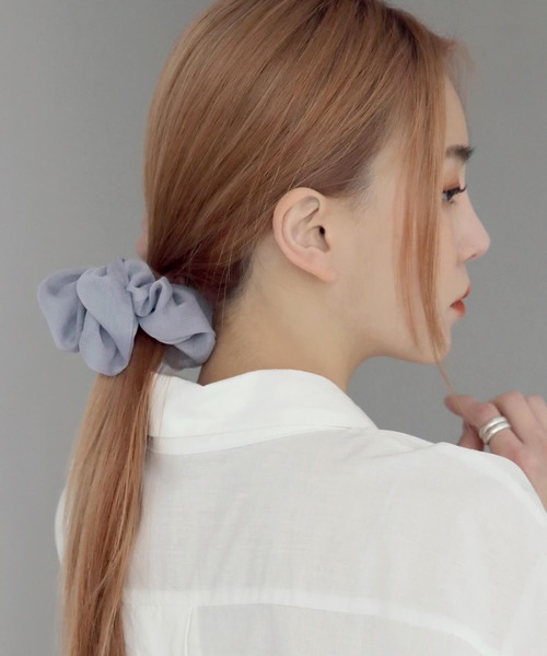 UNE MANSION（ユヌマンション）の「シフォンシャイニーシュシュ（シュシュ・レディース・ホワイト/スカイブルー/ブラック/ベージュ/ピンク・ONE SIZE）」の19枚目の写真