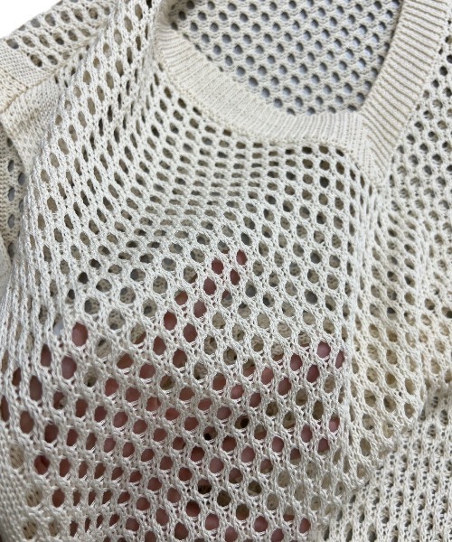 XU（エックスユー）の「【XU/エックスユー】mesh knit vest/メッシュニットベスト Vネックベスト アミアミニット アミアミベスト 重ね着 レイヤード（ベスト・メンズ・ブラック/アイボリー・ONE SIZE）」の8枚目の写真