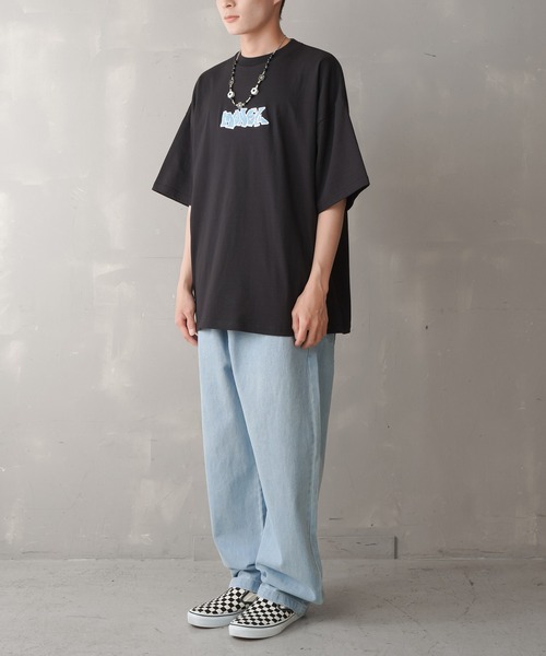 SPINNS（スピンズ）の「【ビッグシルエット】MONEY グラフィックロゴ ビッグTシャツ（Tシャツ/カットソー・メンズ・ホワイト/オレンジ/グリーン/ブラック/サックスブルー・ONESIZE）」の22枚目の写真